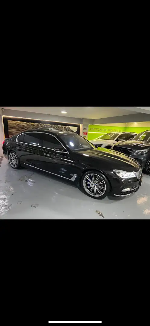 BMW 750 Long 750 pack M - 1