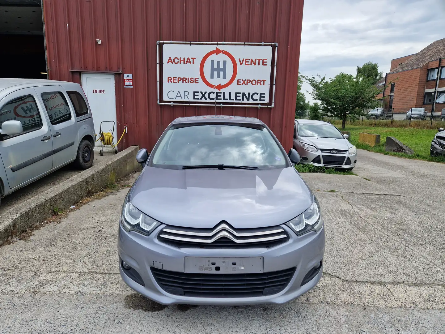 Citroen C4 1.2 PureTech Shine S Grey - 1