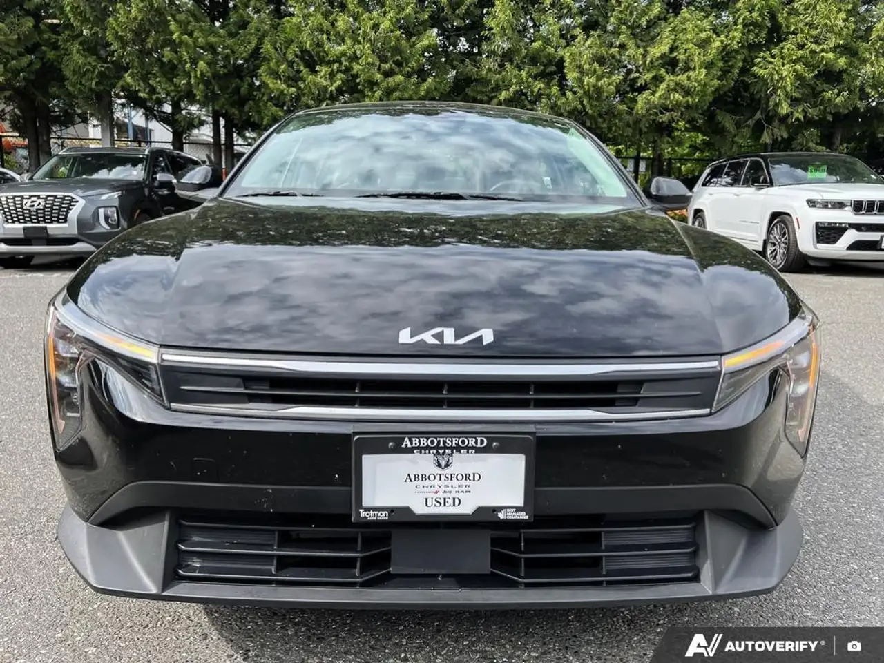 Kia K4 снимка Kia K4
