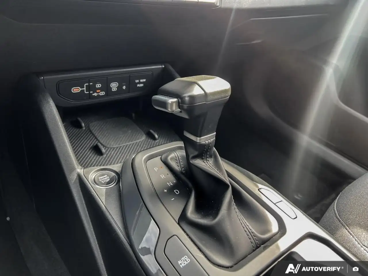 Kia K4 снимка Kia K4