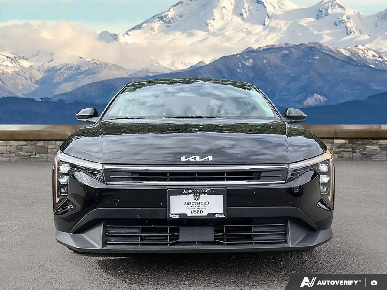 Kia K4 снимка Kia K4