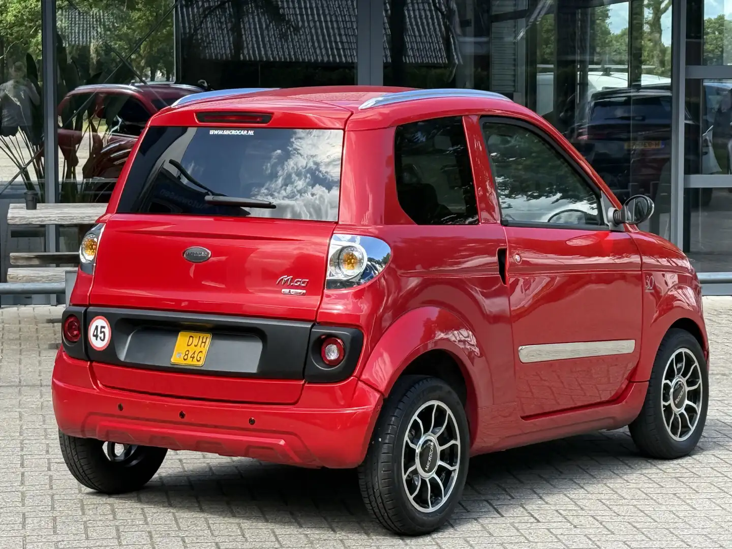 Microcar M.Go Brommobiel Dynamic/Automaat/Centrale Deurvergrende Rood - 2
