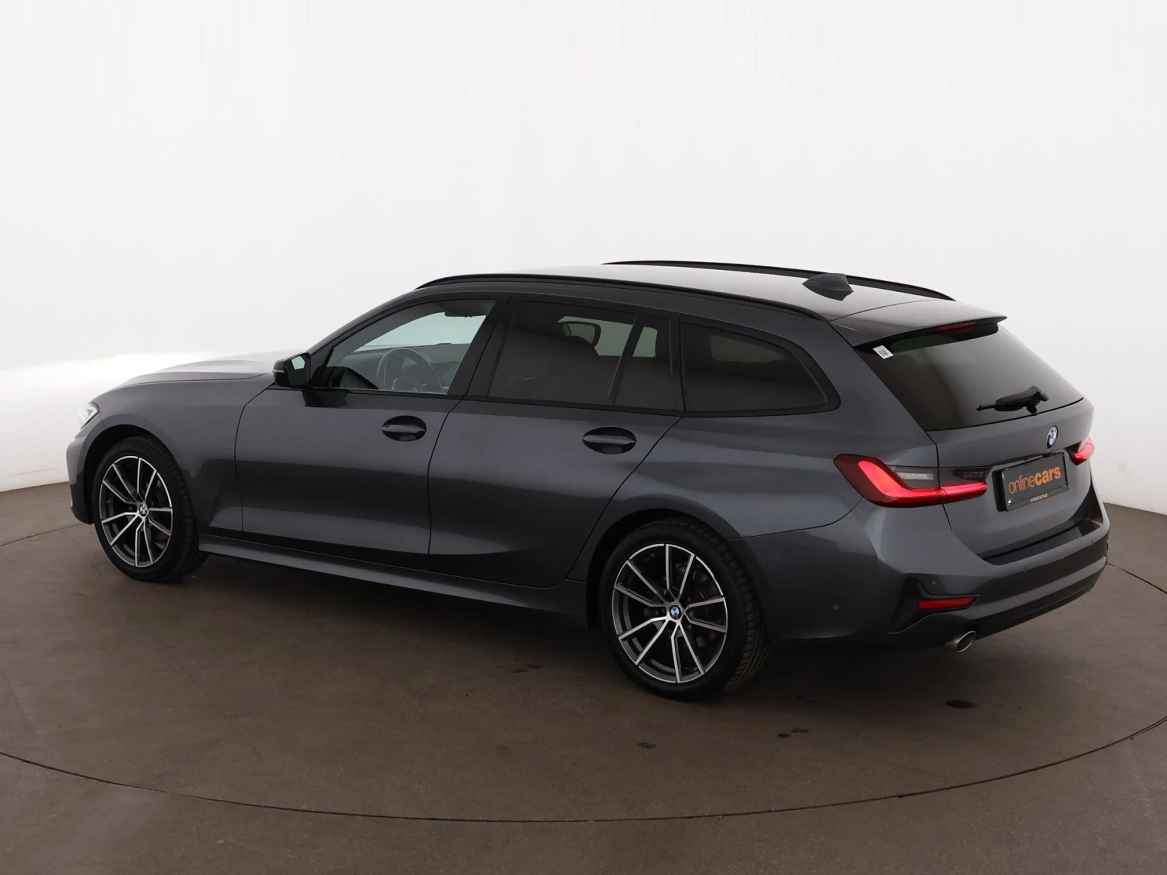 BMW 318 d Touring Sport Line LED LEDER NAVI SITZHZG — photo 7