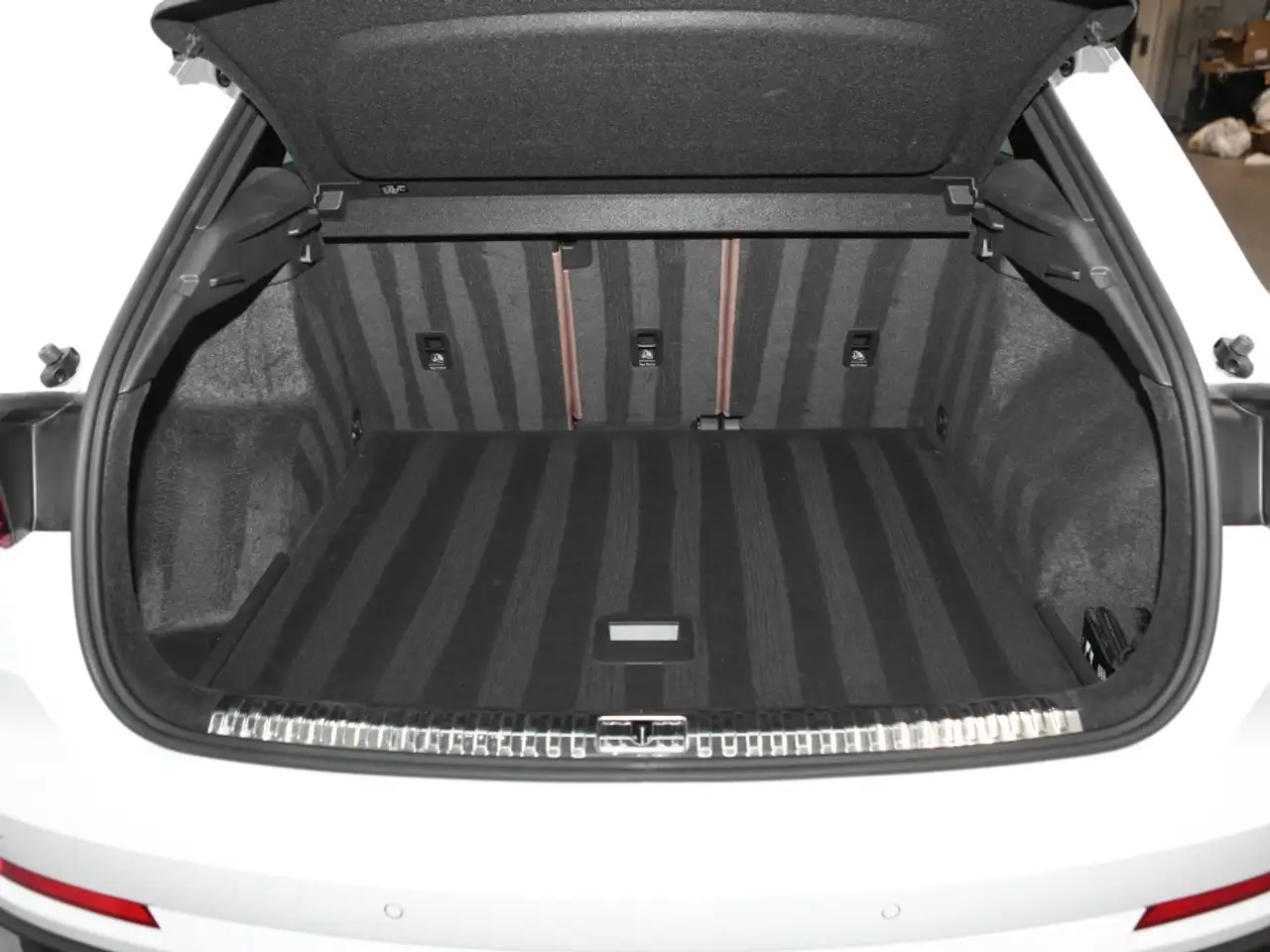Audi Q3 снимка Audi Q3
