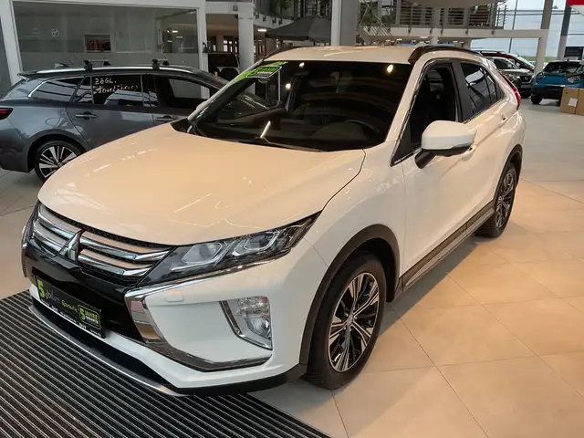 Mitsubishi Eclipse Cross 1.5 T-MIVEC Spirit+ LED+SHZ+360+LM
