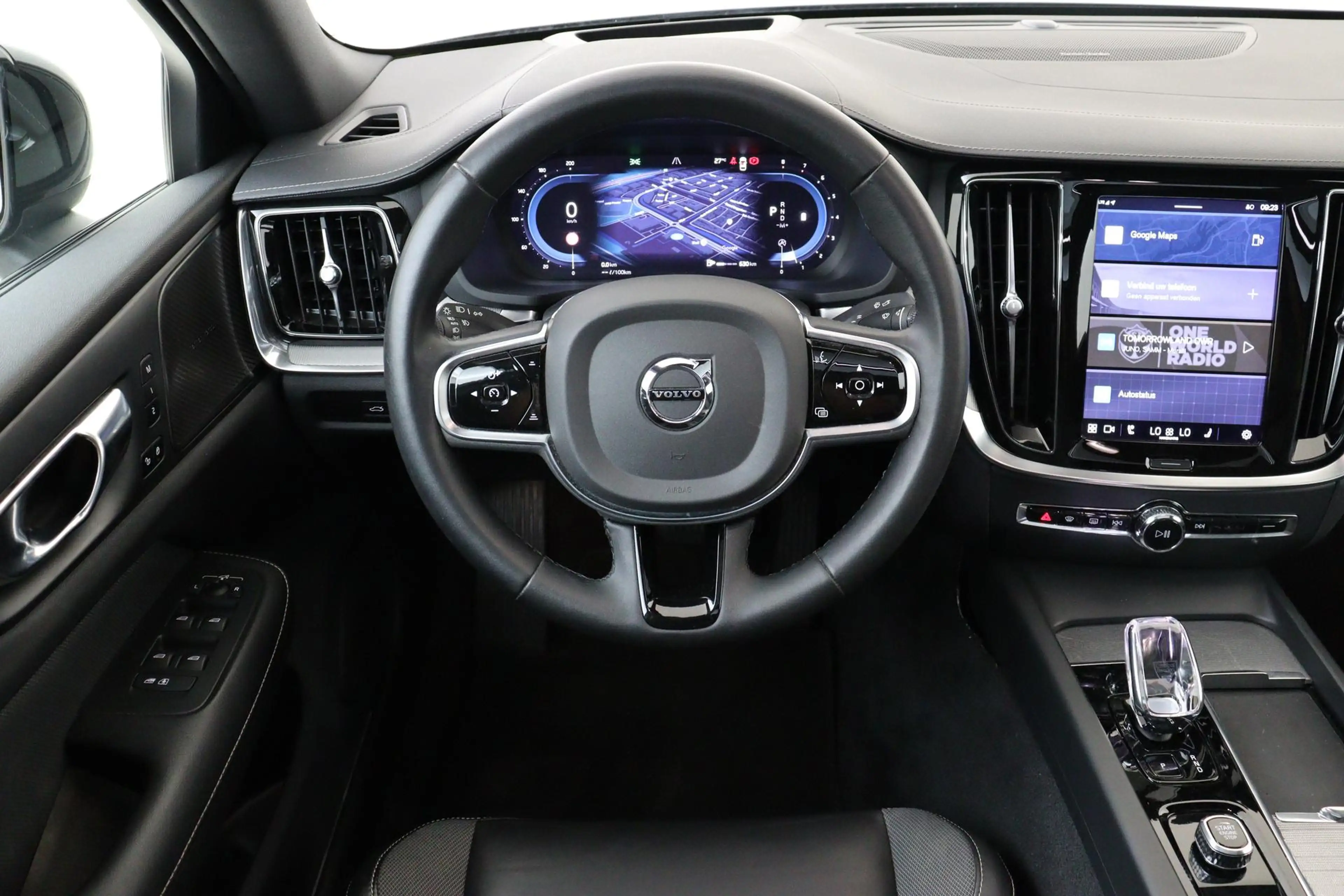 Volvo S60 B4 (M-HYBRID) ULTIMATE DARK -PANO.DAK|HARMAN/KARDO — photo 2
