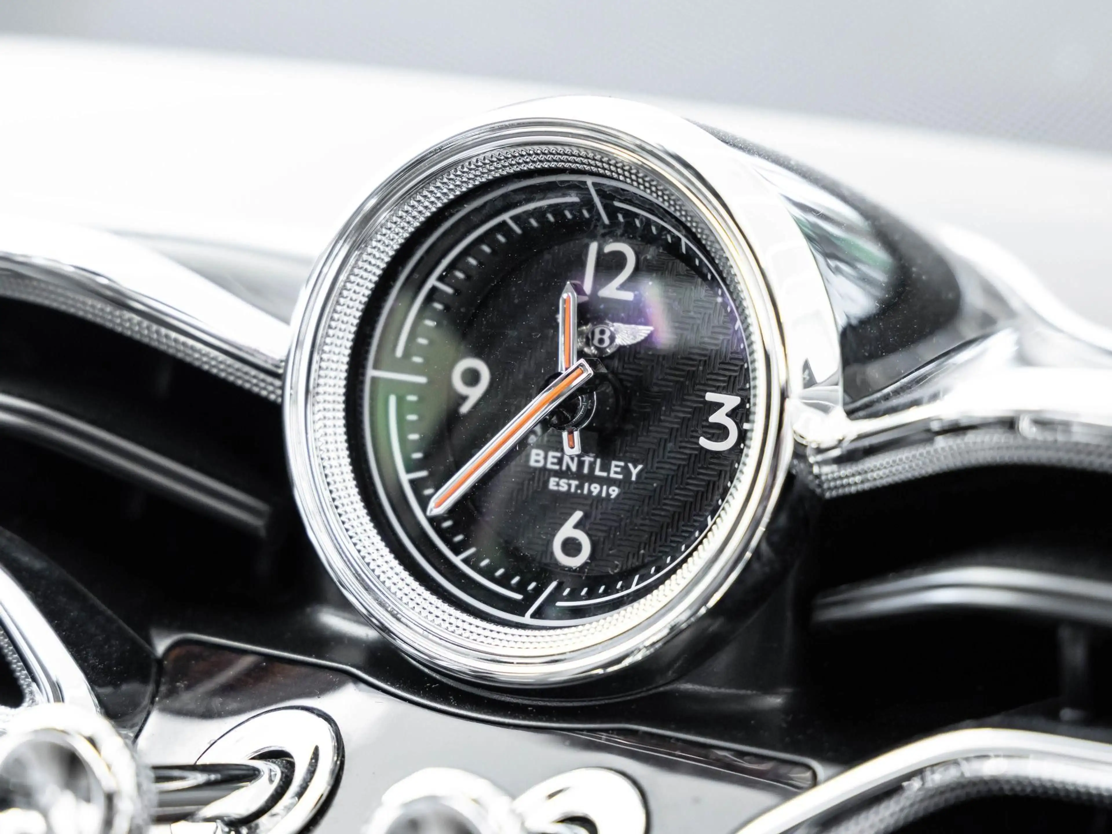 Bentley Bentayga V8 First Edition von BENTLEY FRANKFURT — photo 15