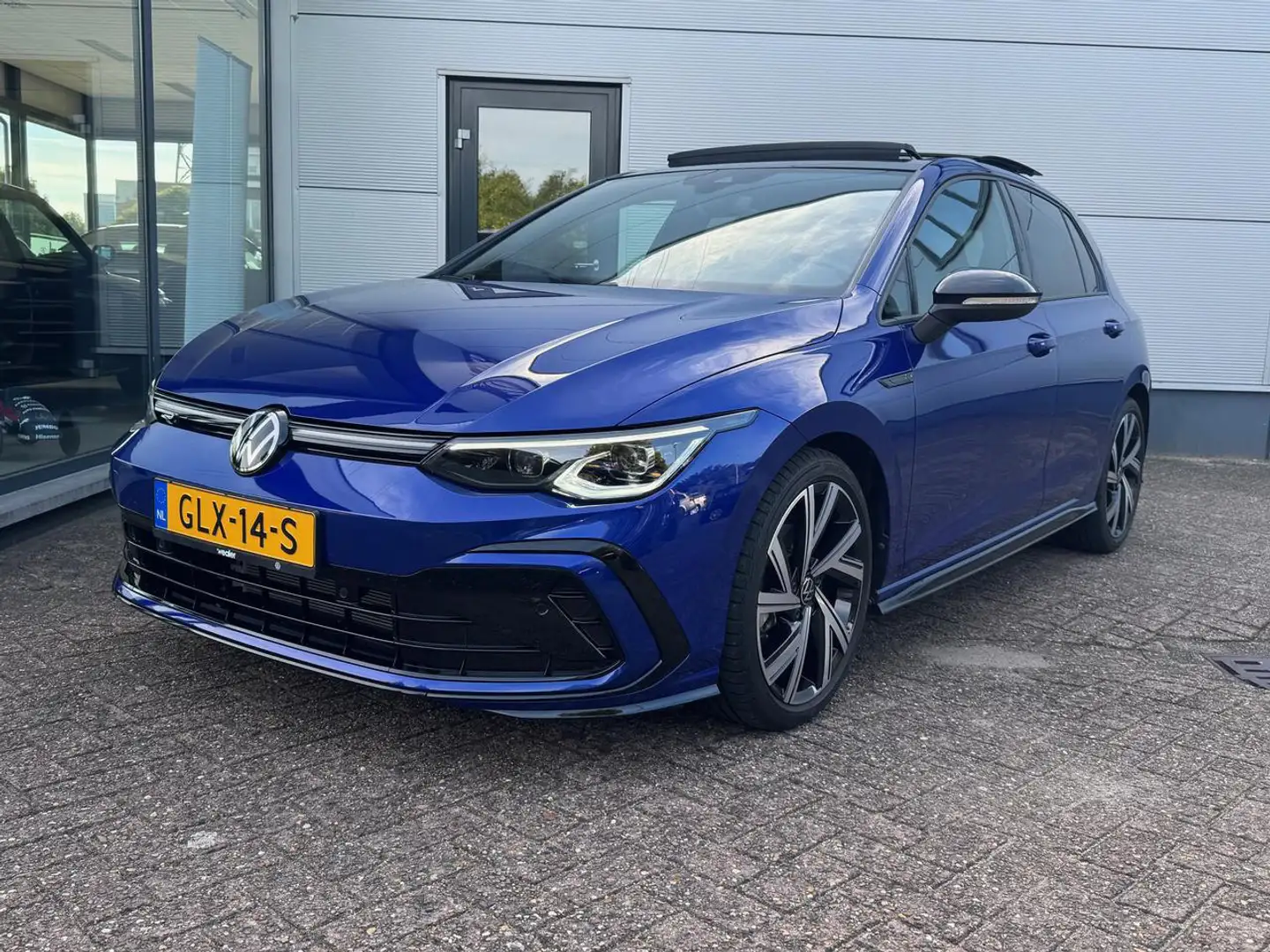 Volkswagen Golf 1.5 TSI | R-LINE | PANO | STOELVERW | CAMERA Blauw - 1