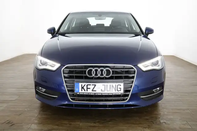 Audi A3 view 4