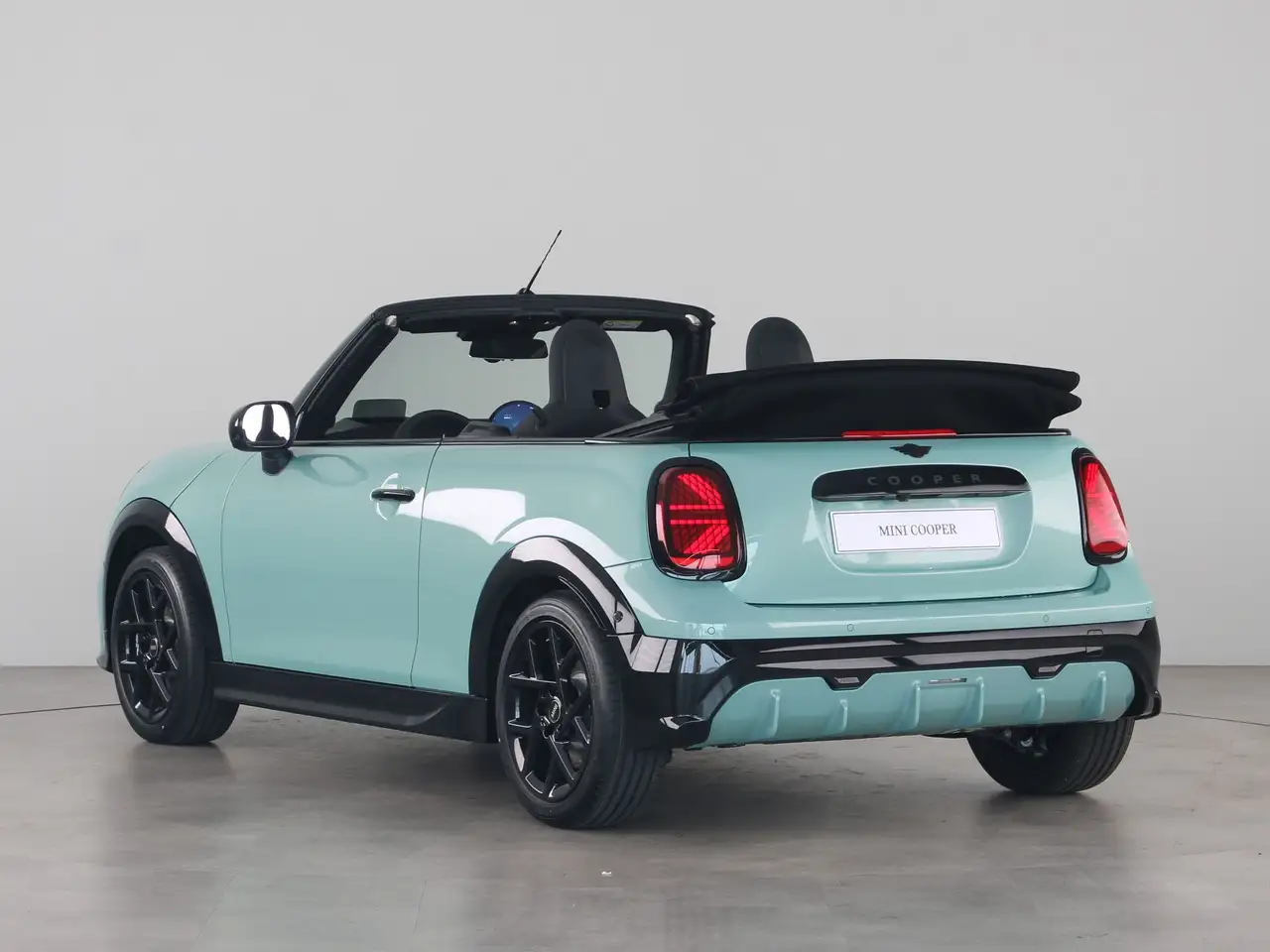 MINI Cooper C Cabrio 2026 — фото 14