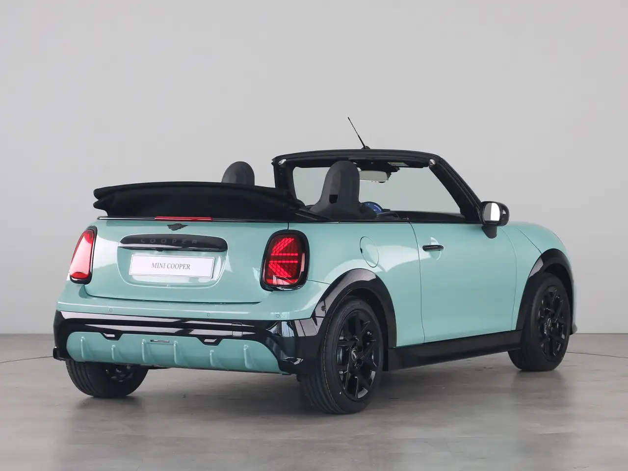 MINI Cooper C Cabrio 2026 — фото 10