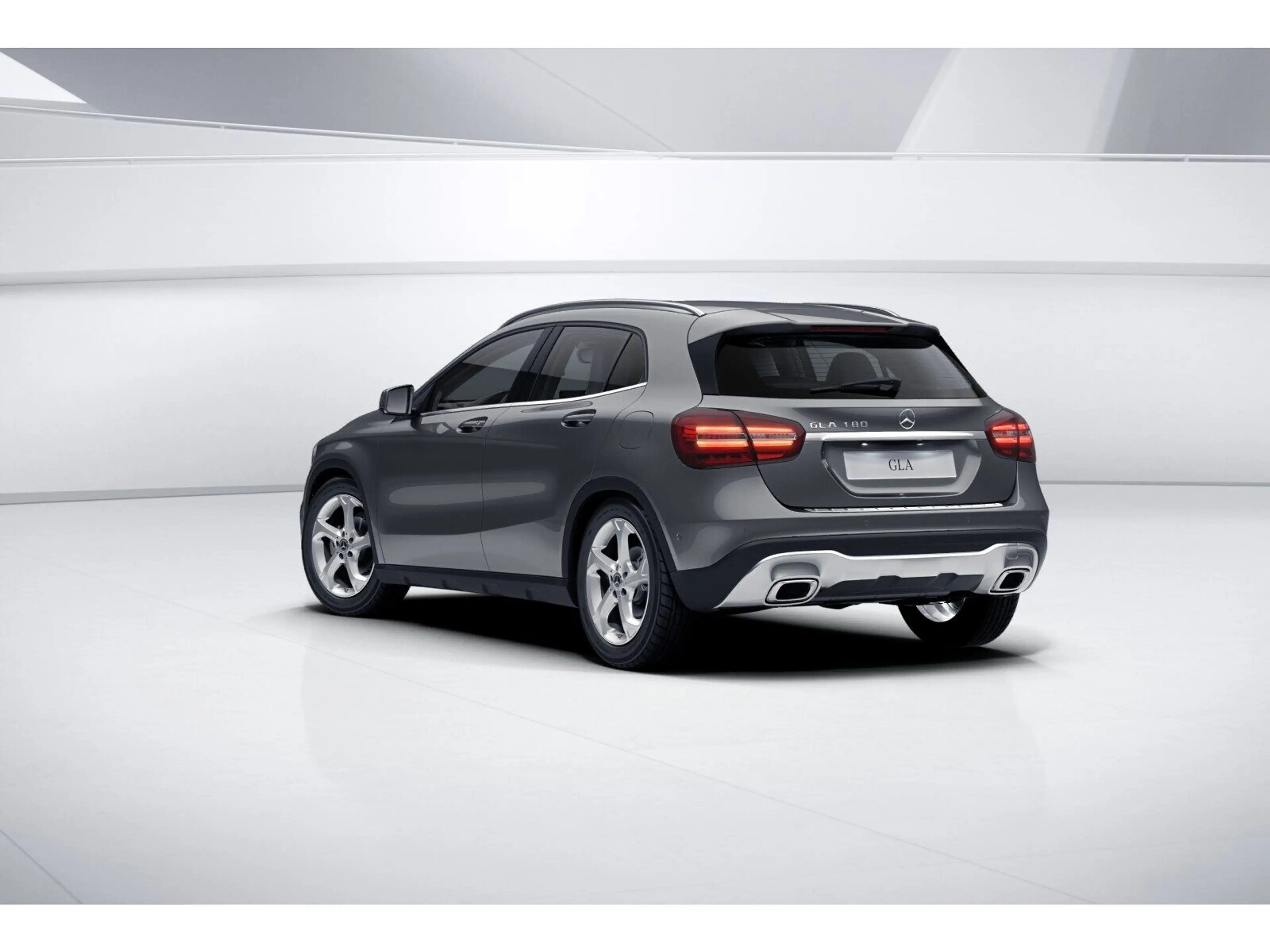 Mercedes-Benz GLA 180 360 DISTR KAMERA SPUR PDC SHZ — photo 10