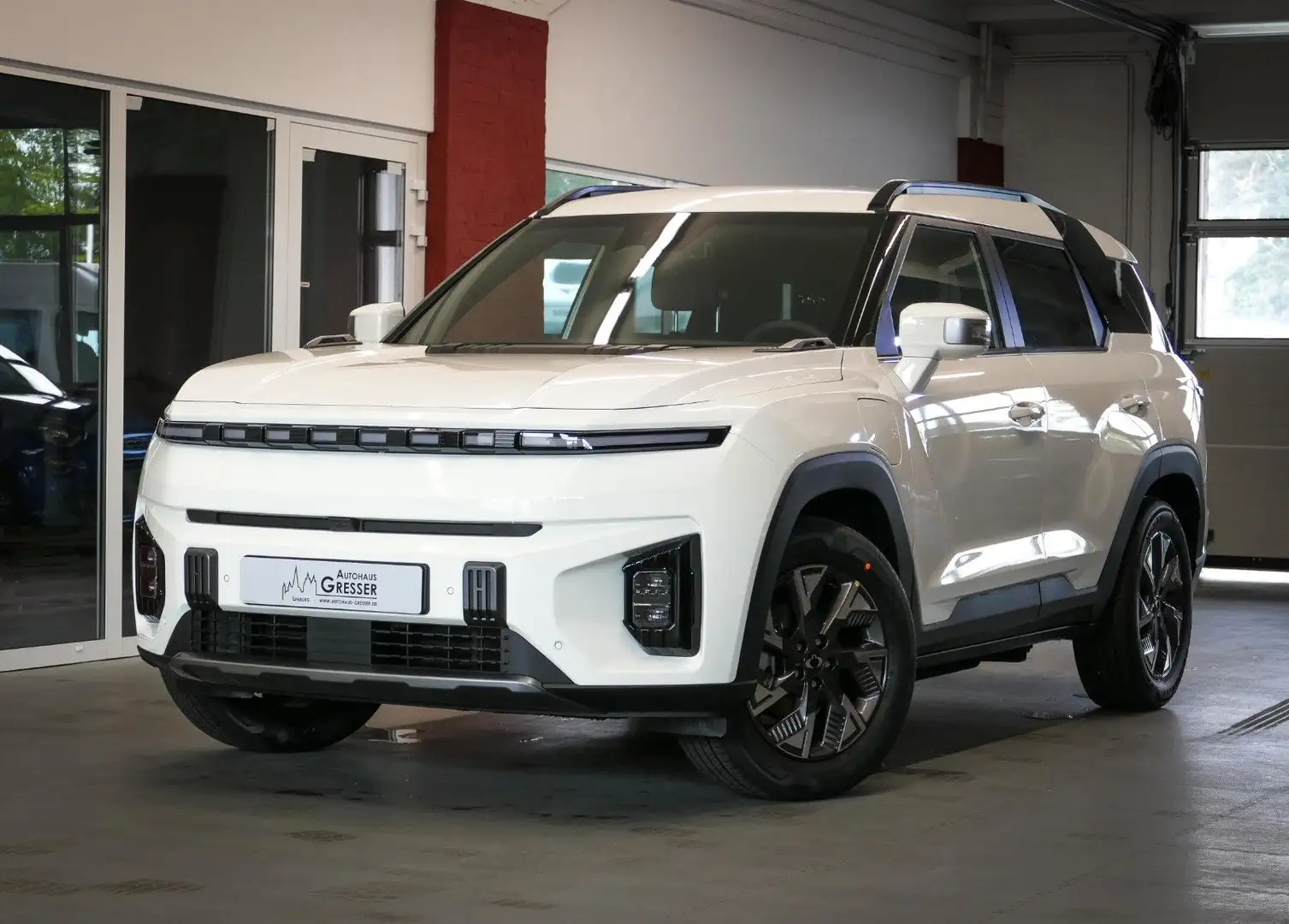 SsangYong Torres EVX 73KW Platinum Alb - 1
