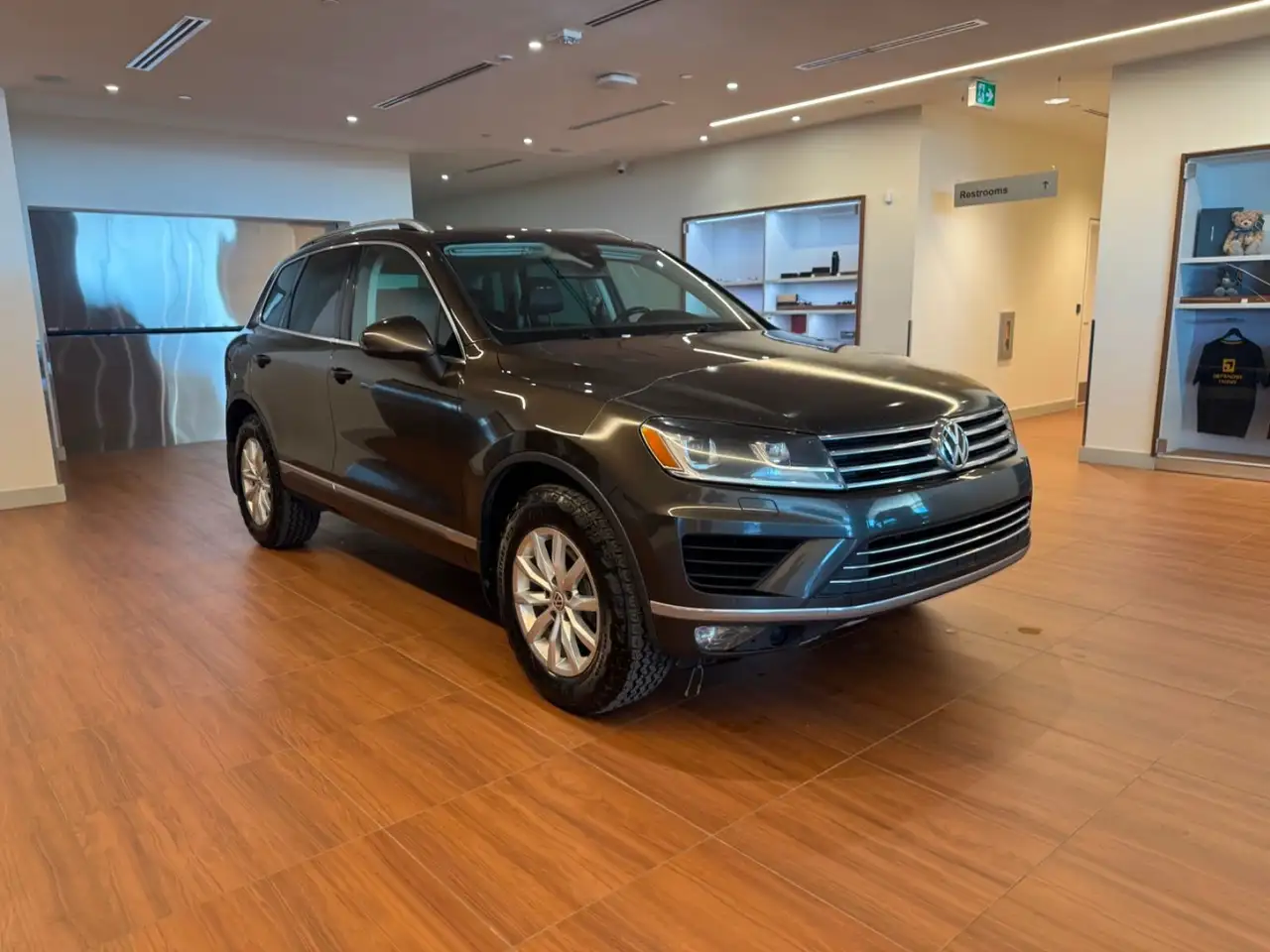 Volkswagen Touareg снимка Volkswagen Touareg