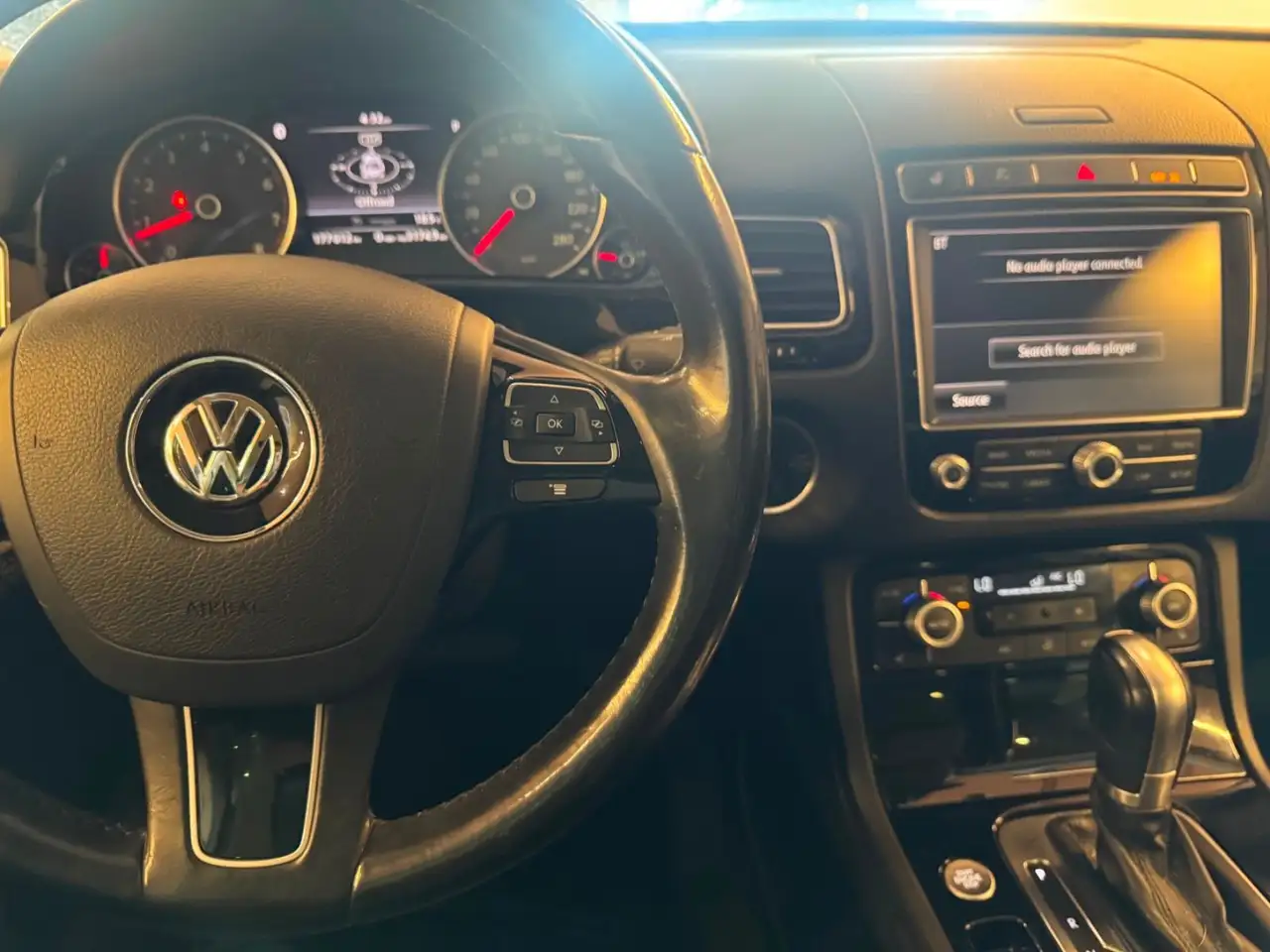 Volkswagen Touareg снимка Volkswagen Touareg