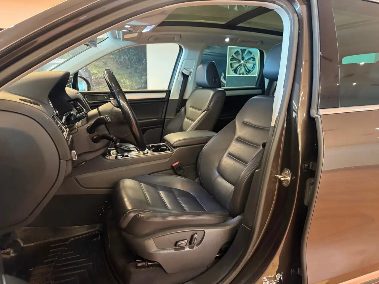 Volkswagen Touareg снимка Volkswagen Touareg