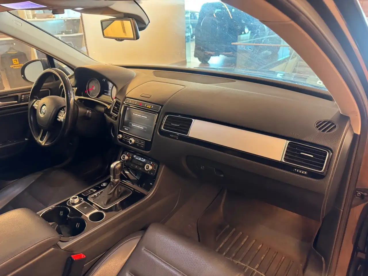 Volkswagen Touareg снимка Volkswagen Touareg