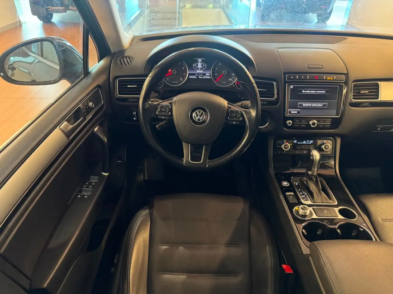 Volkswagen Touareg снимка Volkswagen Touareg