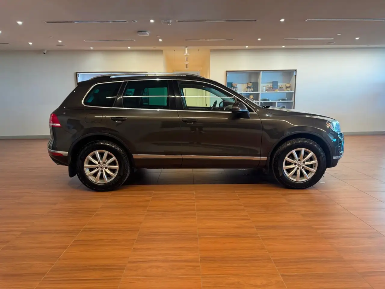 Volkswagen Touareg снимка Volkswagen Touareg
