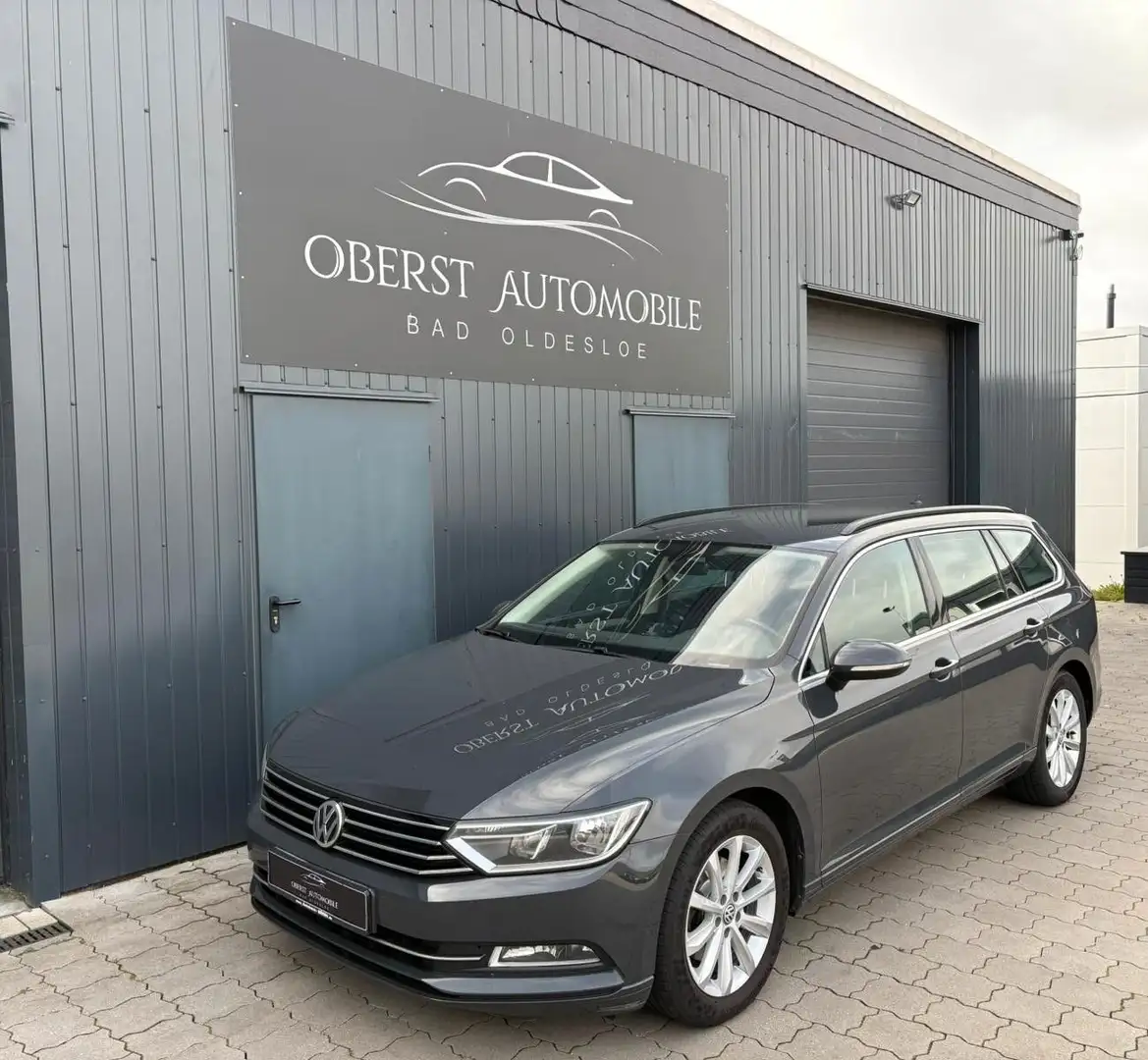 Volkswagen Passat Variant Comfortline*Navi*SHZ*Tempomat* Gris - 2