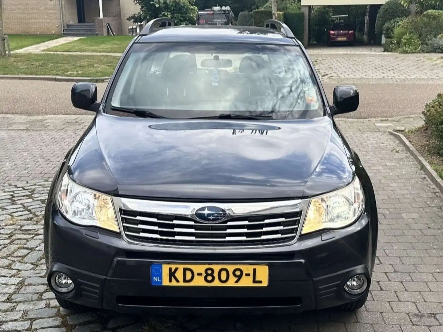 Subaru Forester Subaru Forester 2.0 4WD Dealer onderhouden APK26 Gris - 1