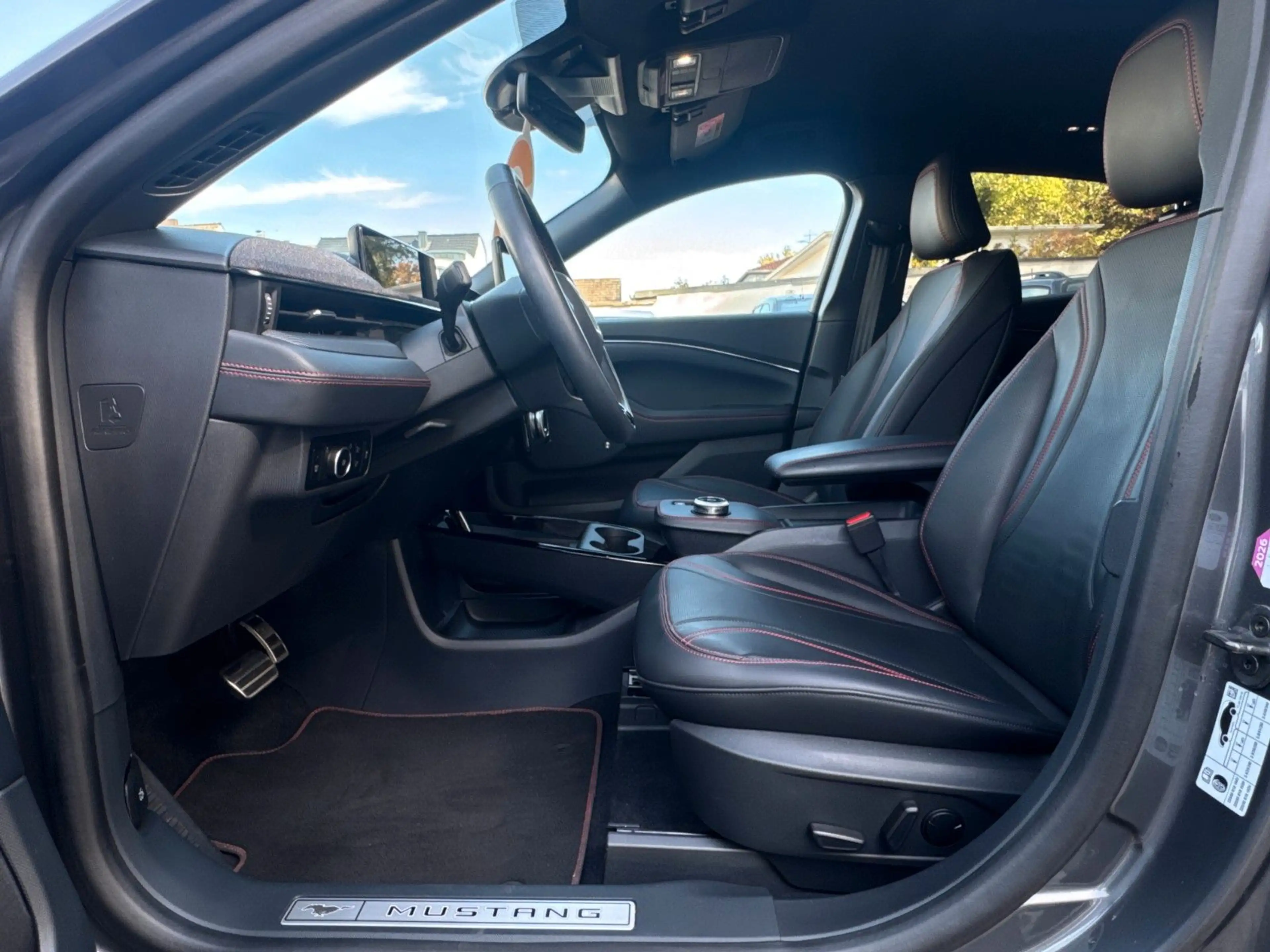 Ford Mustang Mach-E Premium AWD Memory*Matrix*4x4* — photo 12