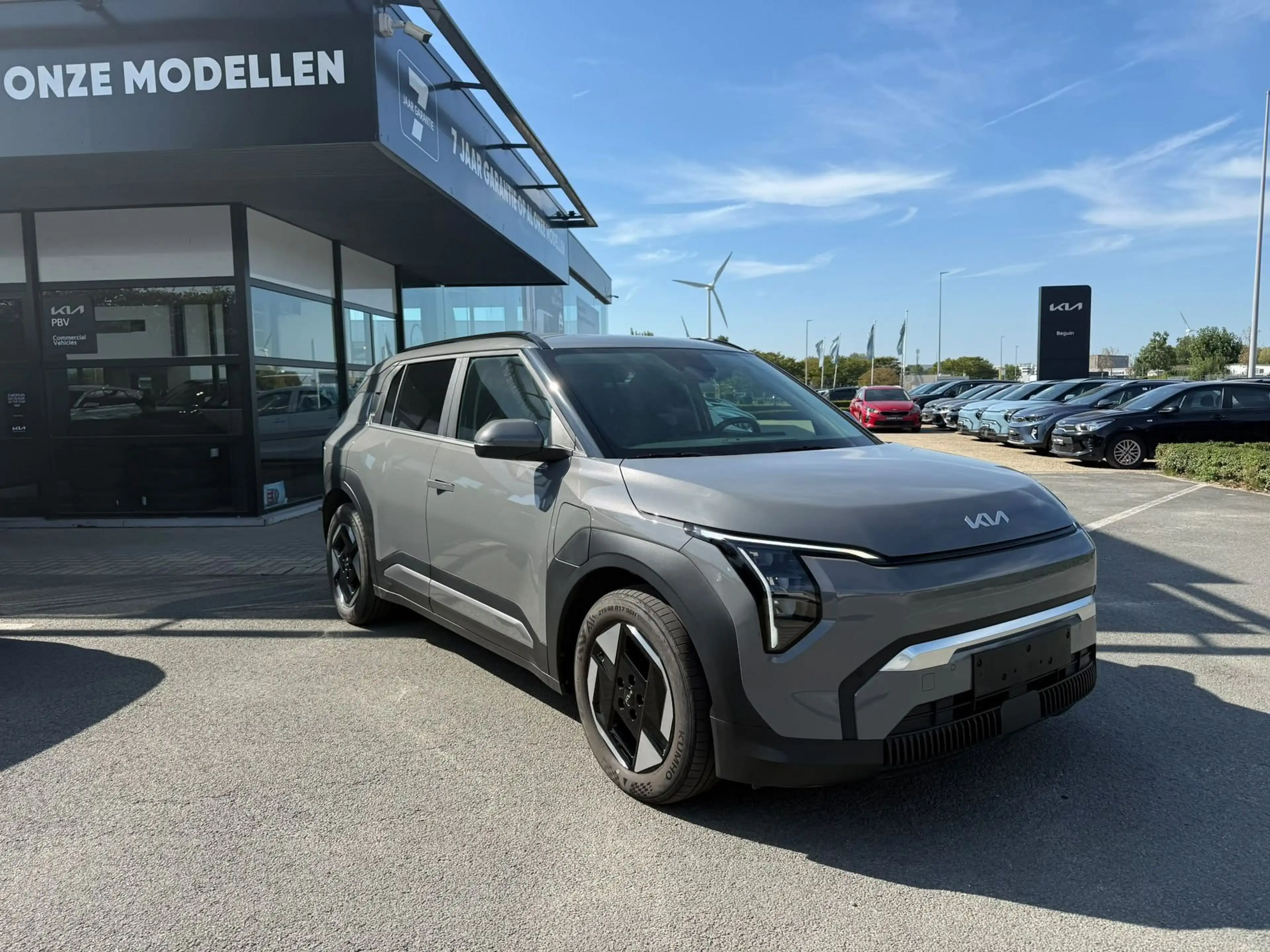 Kia EV3 58,3 kWh Earth — photo 3
