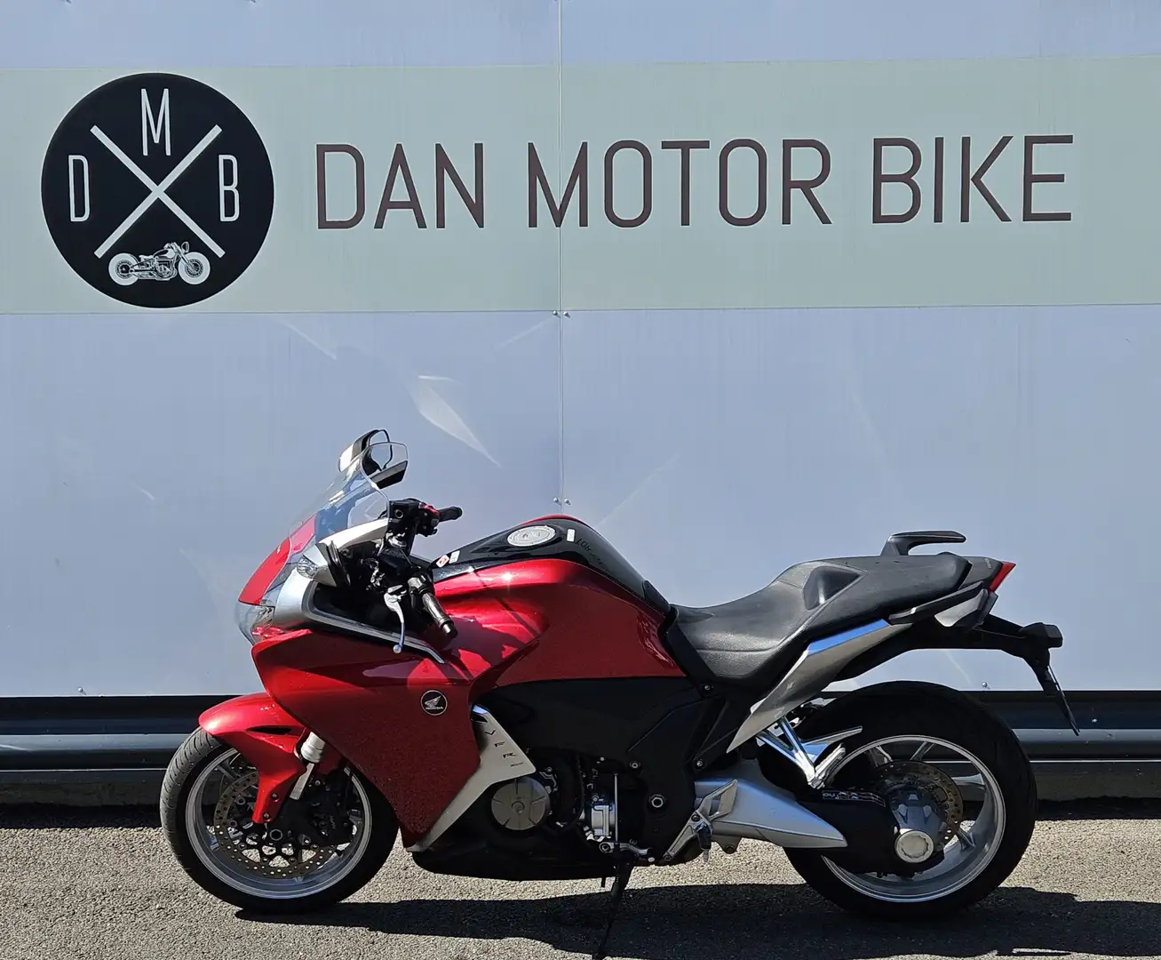 Honda VFR 1200 Roşu - 1