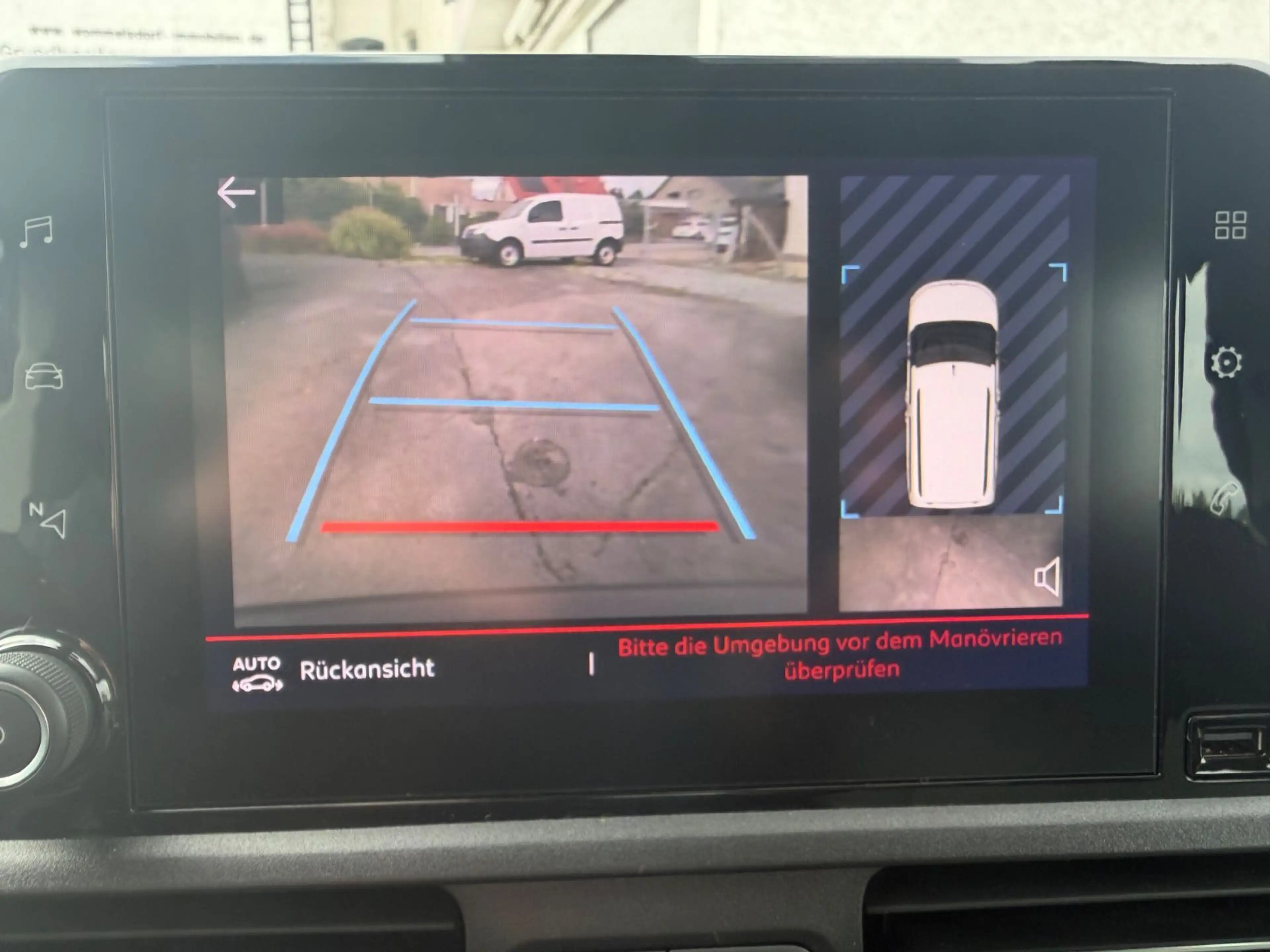 Citroen Berlingo Feel M — photo 15