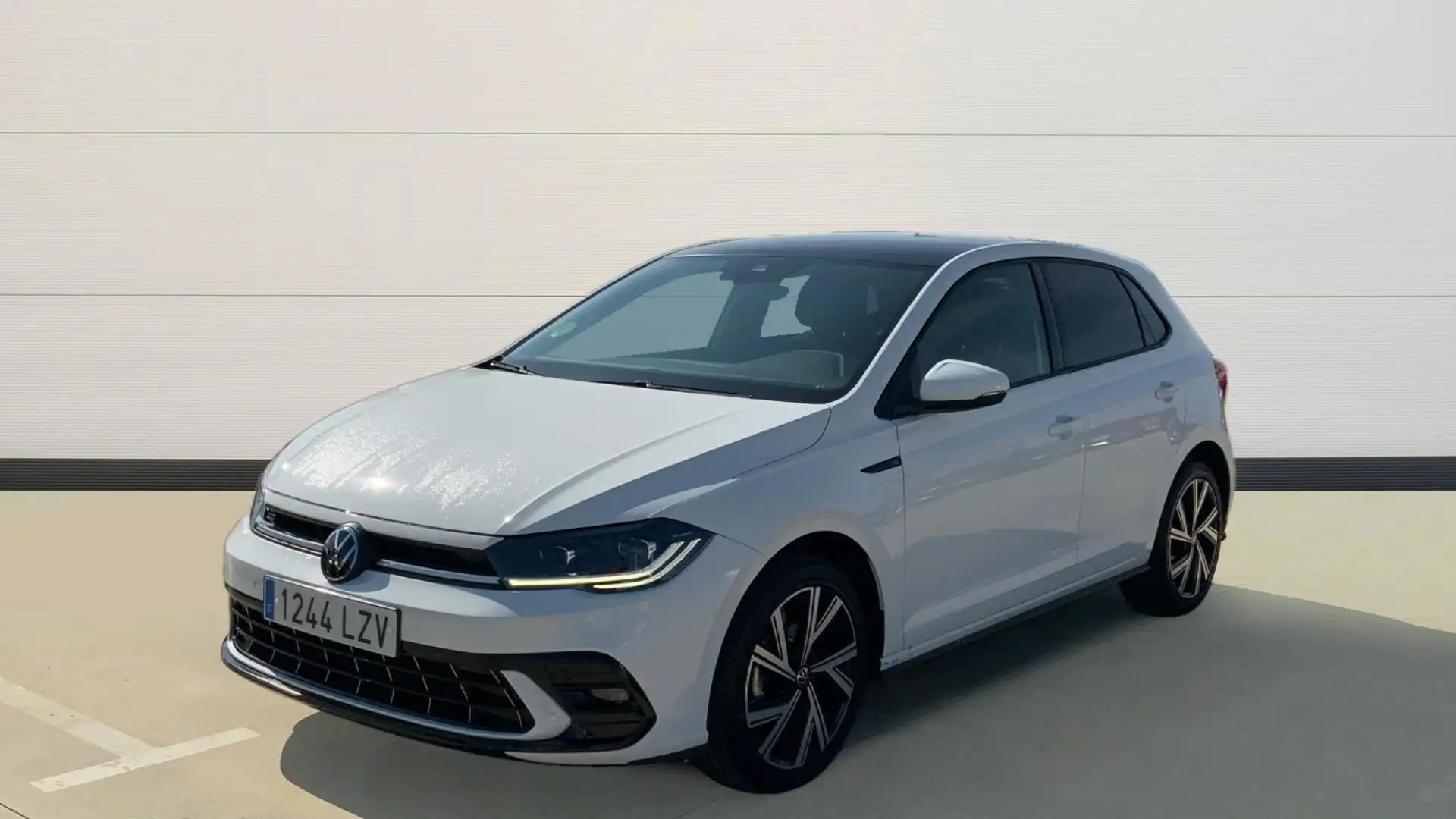 Volkswagen Polo 1.0 TSI R-Line DSG 81kW - 2