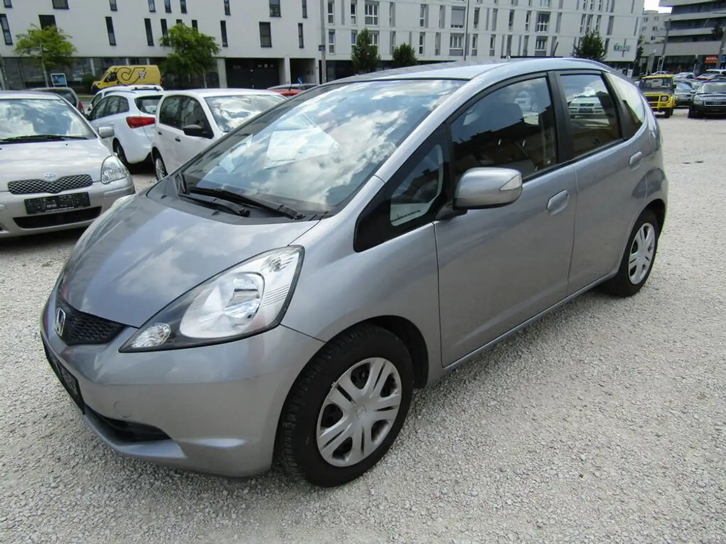 Honda Jazz 1.4 Comfort Plateado - 1