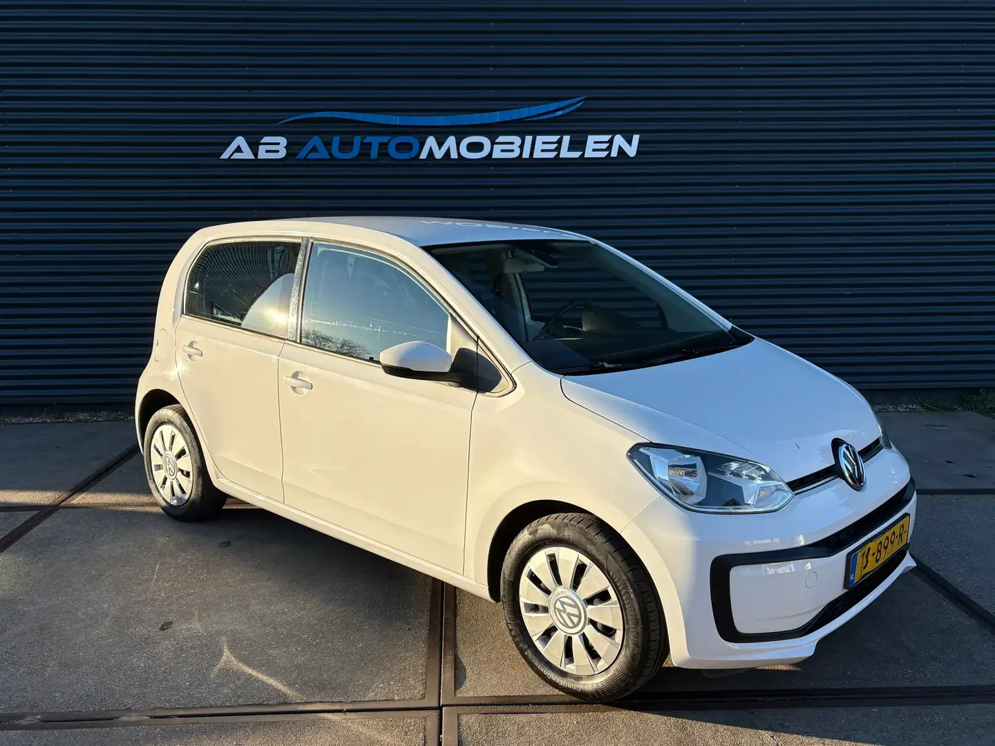 Volkswagen up! 1.0 BMT move up! 5 DEURS/ BLUETOOTH/ LED VERL Blanc - 1