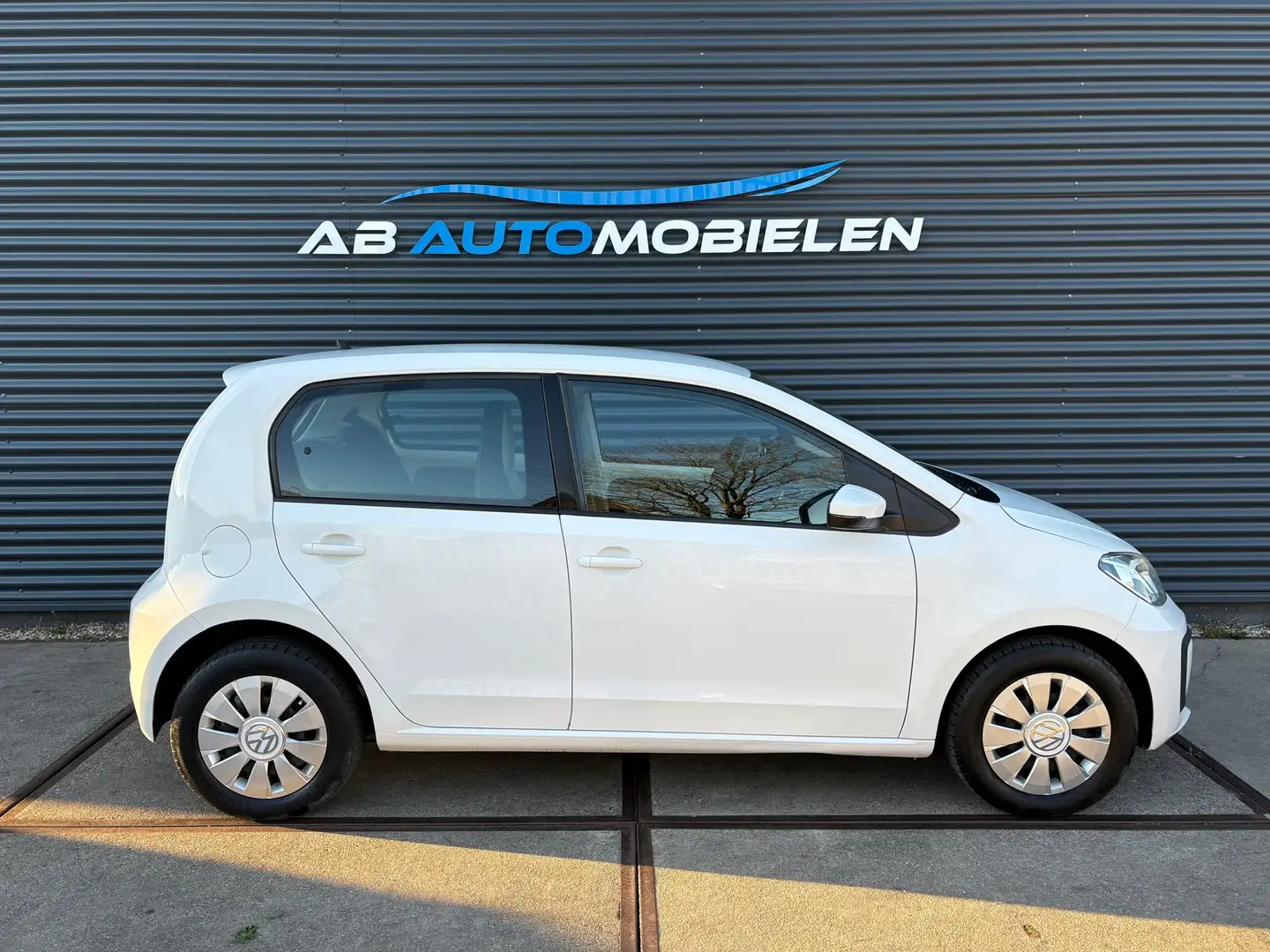 Volkswagen up! 1.0 BMT move up! 5 DEURS/ BLUETOOTH/ LED VERL Blanc - 2