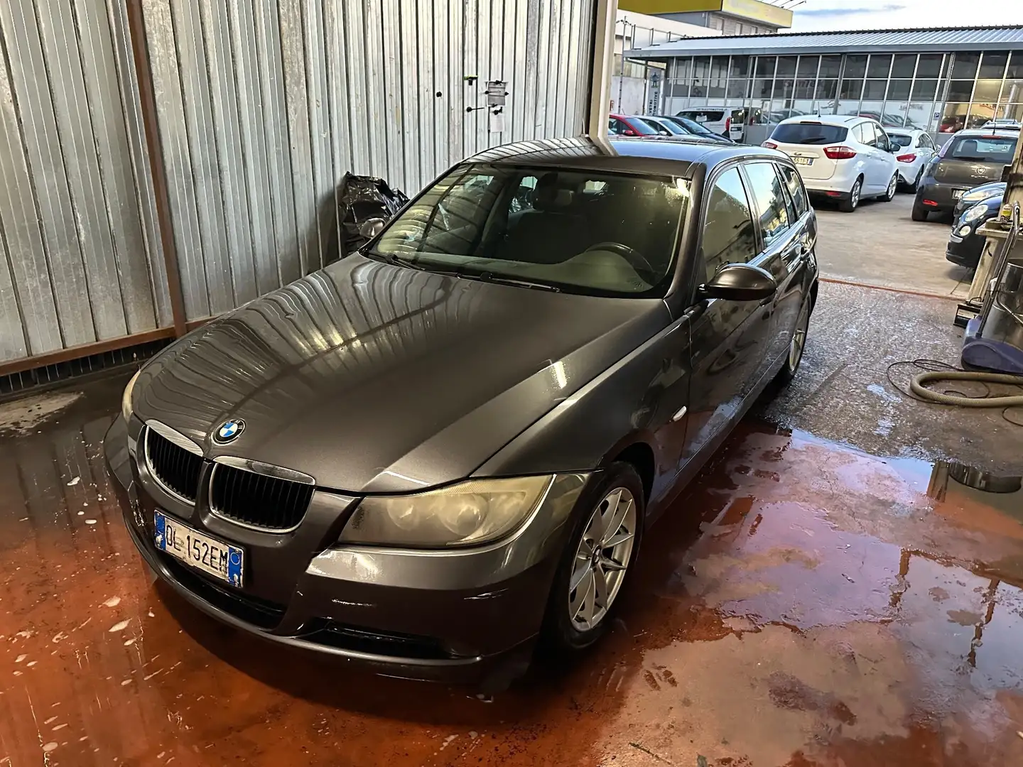 BMW 320 320d cat Touring Attiva msport Noir - 2