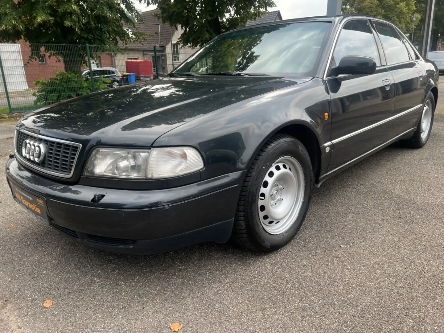 Audi S8 D2 Quattro+VOLLLEDER+KLIMA+SITZHEIZUNG+TÜV Schwarz - 2