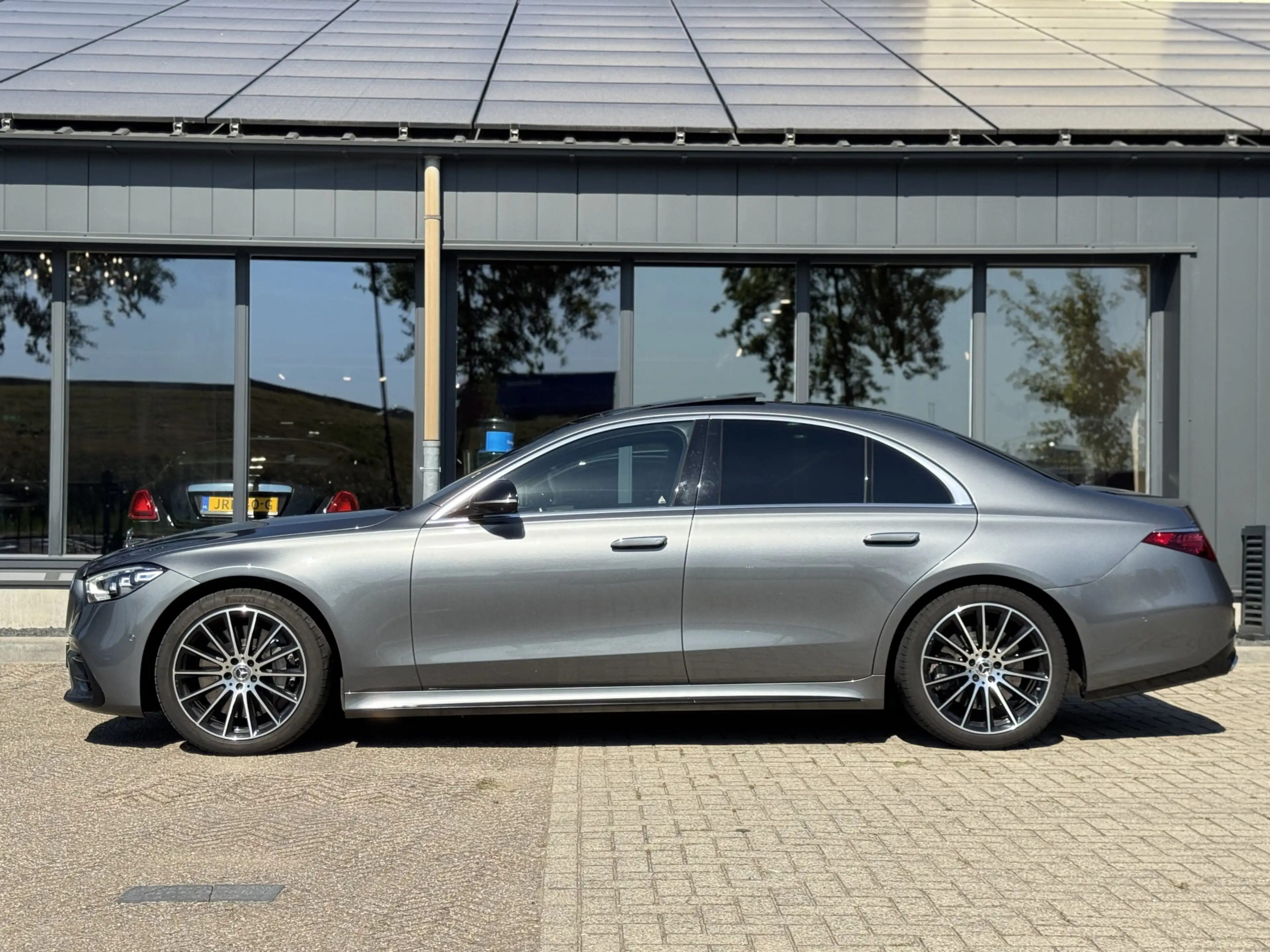 Mercedes-Benz S 350 350d AMG Line HUD 360 Bur — photo 12