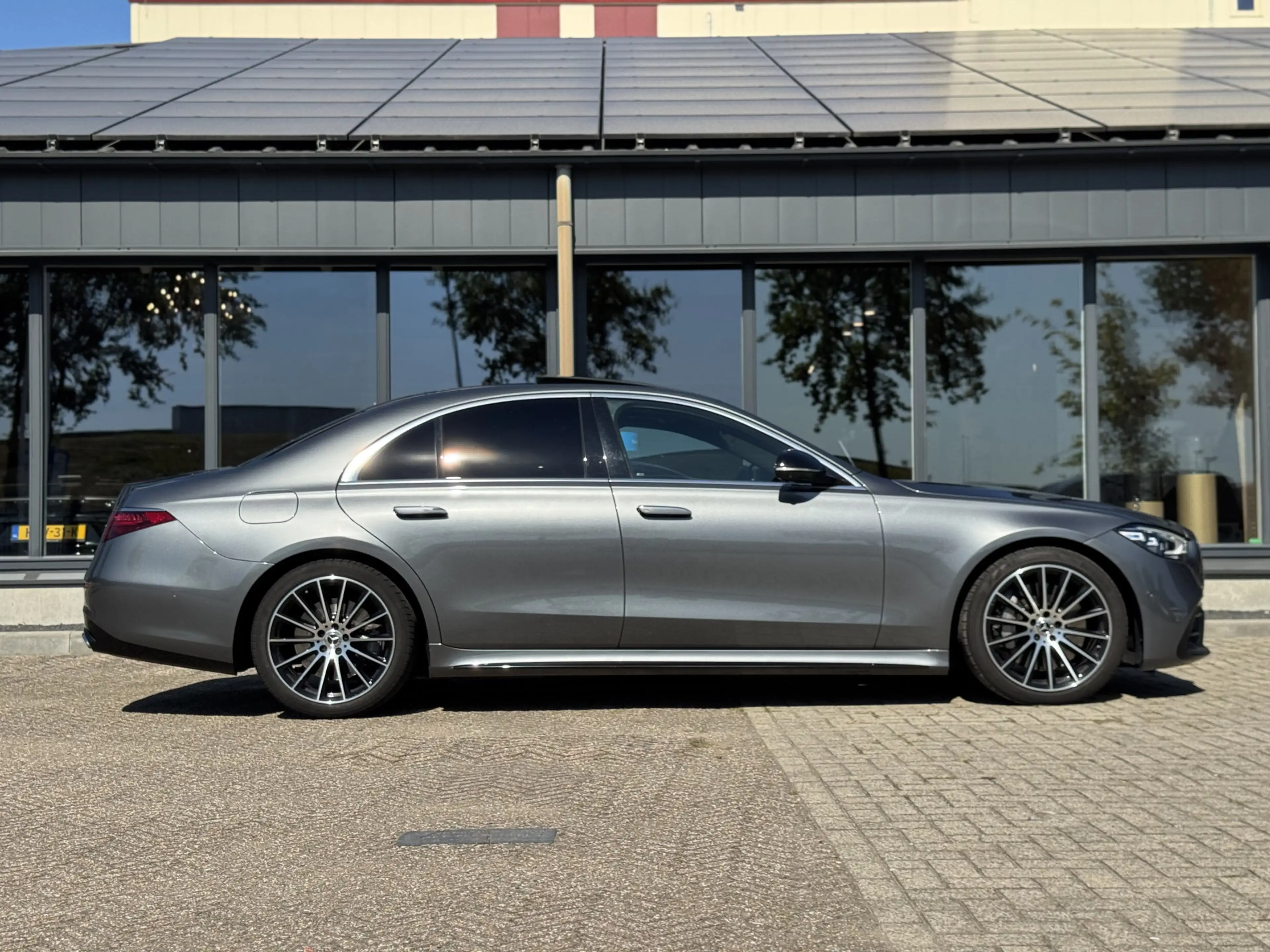 Mercedes-Benz S 350 350d AMG Line HUD 360 Bur — photo 13