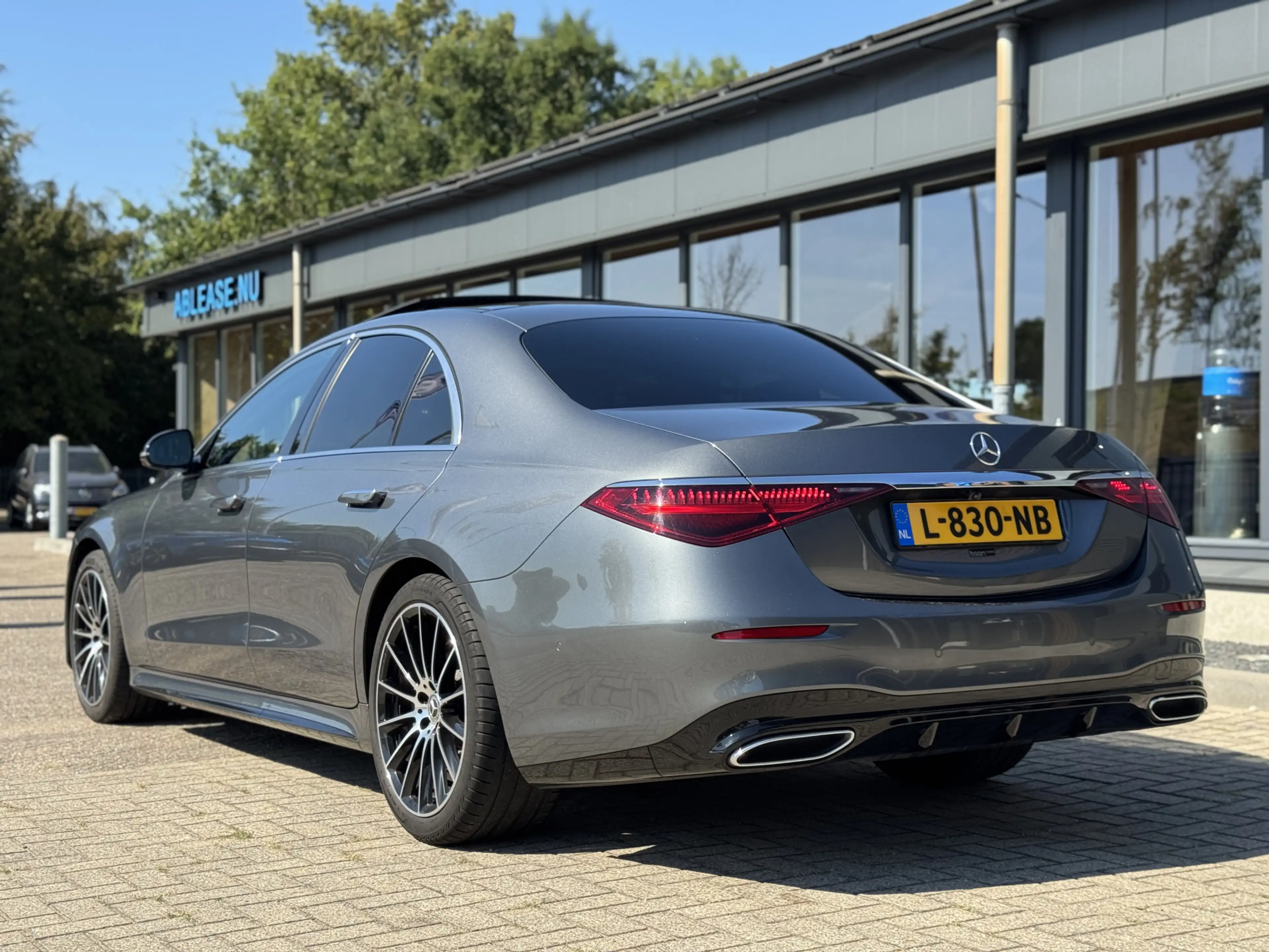 Mercedes-Benz S 350 350d AMG Line HUD 360 Bur — photo 11