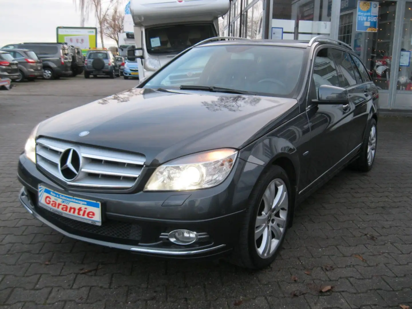 Mercedes-Benz C 250 T CDI  Avantgarde BlueEfficiency Grau - 1
