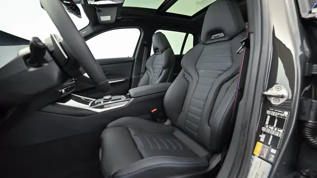 BMW 330 e xDrive Ansicht 10