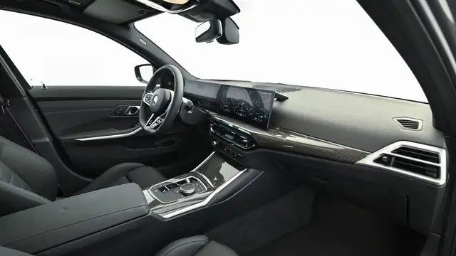 BMW 330 e xDrive Ansicht 5