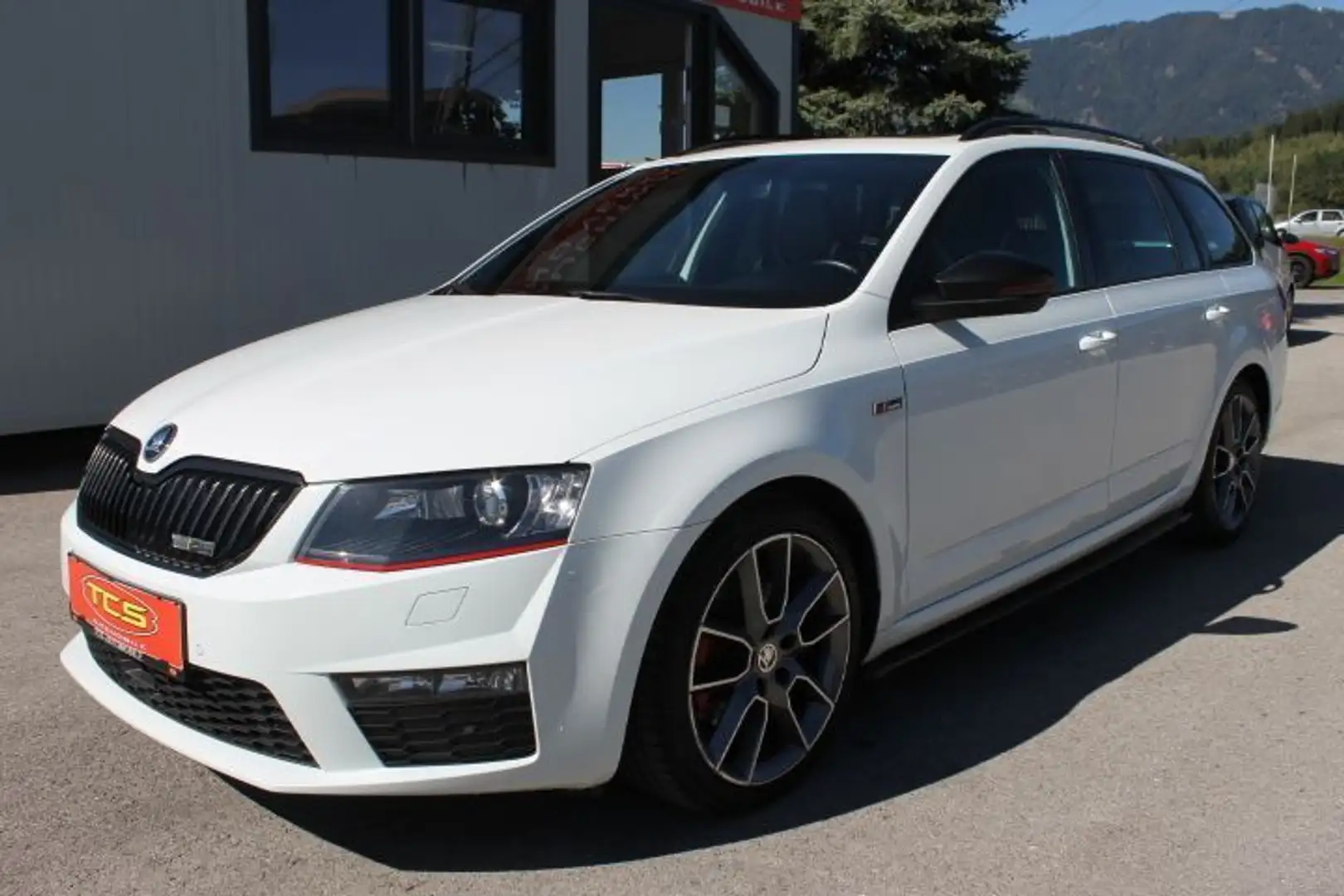 Skoda Octavia Combi RS 2,0 TDI Green tec Weiß - 1