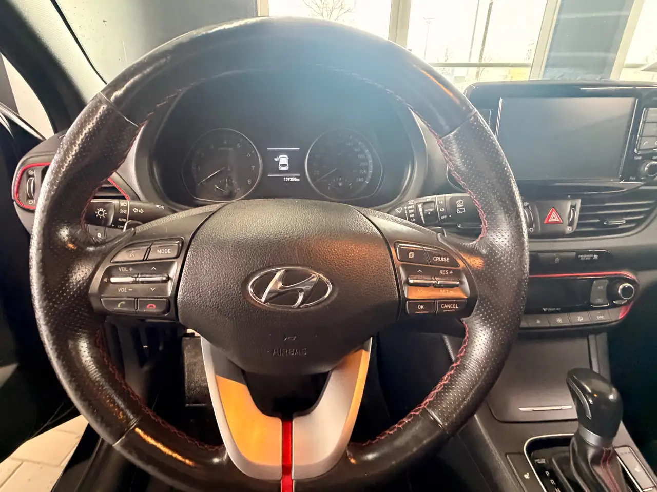 Hyundai ELANTRA снимка Hyundai ELANTRA