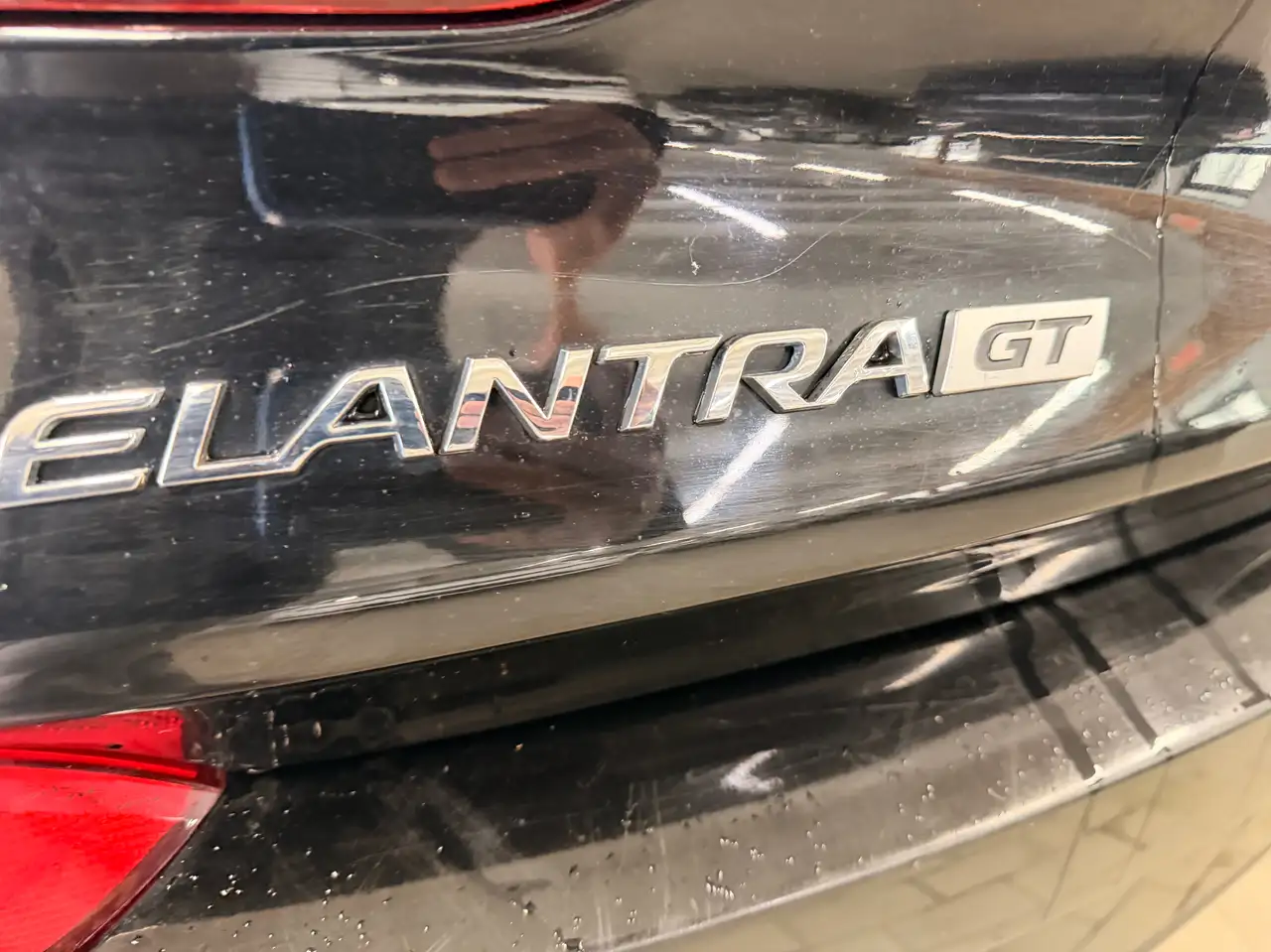 Hyundai ELANTRA снимка Hyundai ELANTRA