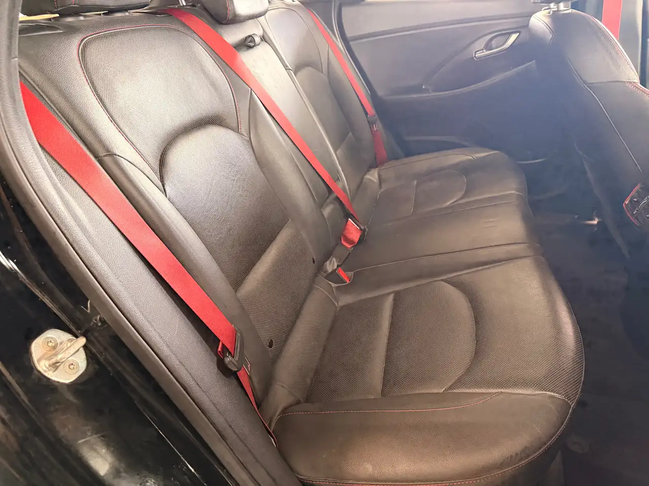 Hyundai ELANTRA снимка Hyundai ELANTRA