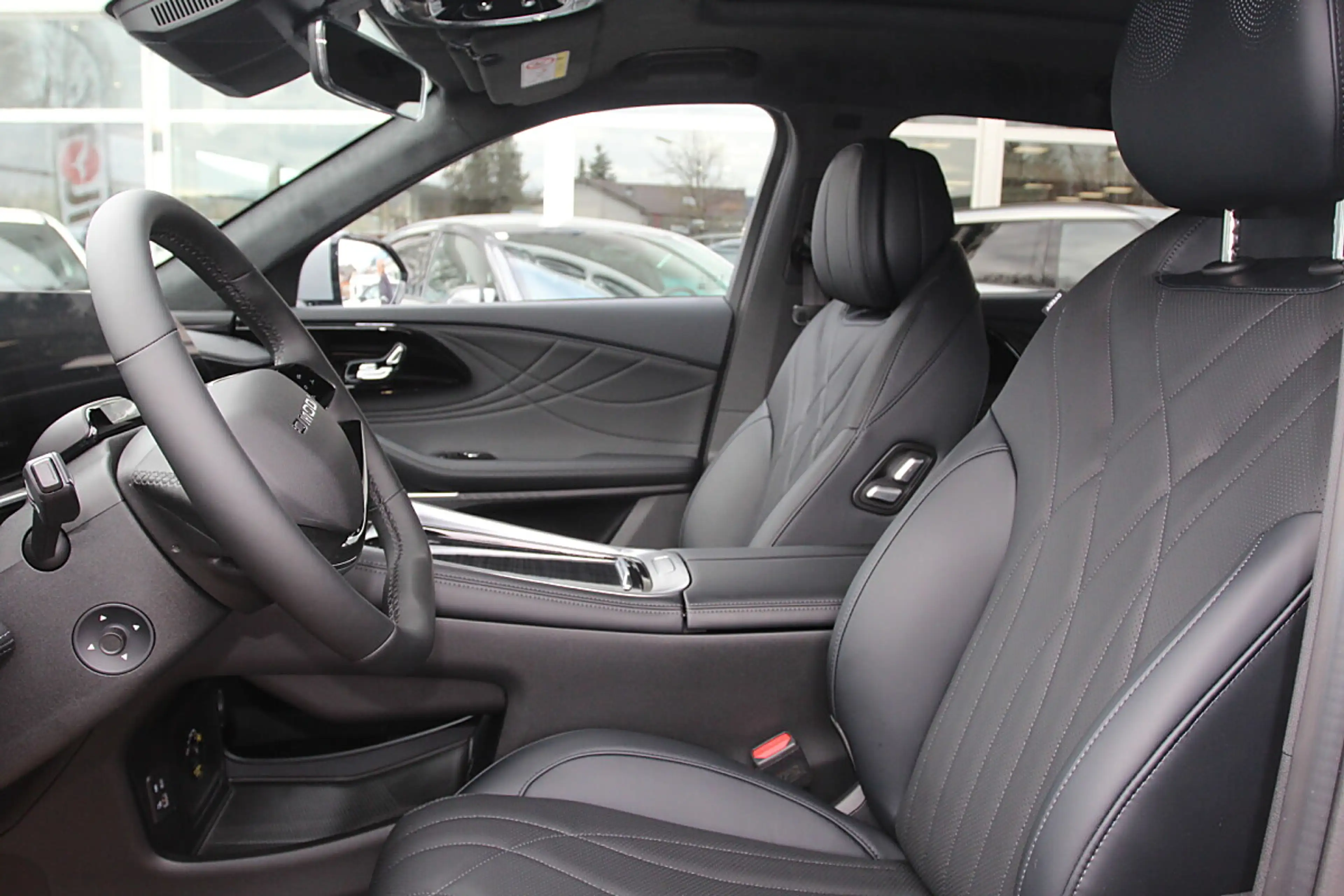 Omoda 9 PHEV 1.5TGDi Premium Line AWD — photo 9