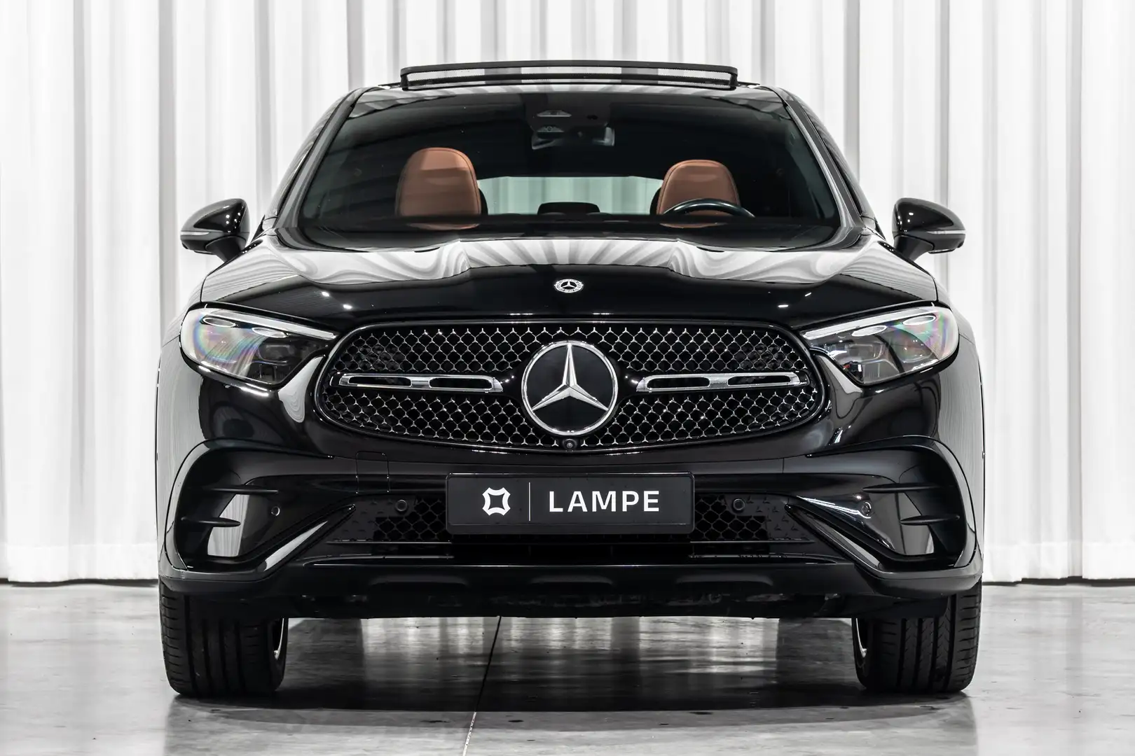 Mercedes-Benz GLC 300 e Coupé Hybrid 4Matic Pano Keyless DistronicPro Zwart - 2