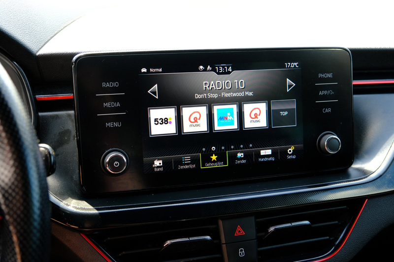 Skoda Scala 1.0 TSI Sport Business Aut. Pano|CarPlay|Clima|LMV — photo 15
