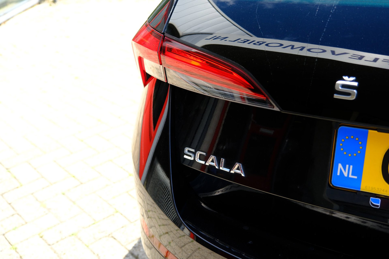 Skoda Scala 1.0 TSI Sport Business Aut. Pano|CarPlay|Clima|LMV — photo 22