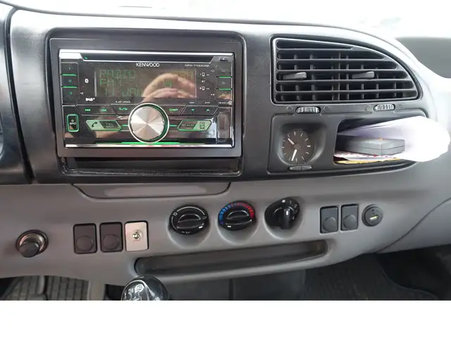 Ford Transit view 12